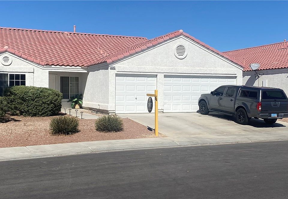 1st image of 4643 Mountain Snow St