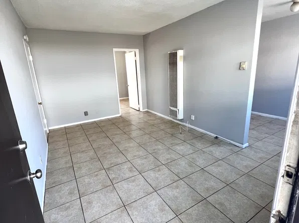 9509 Flower St #Y, Bellflower, CA 90706