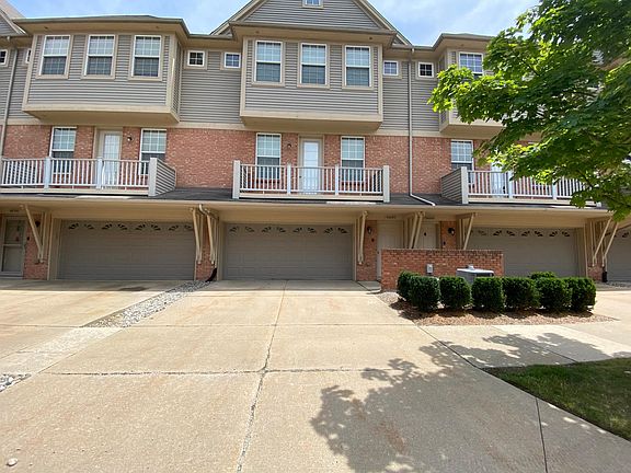 3rd image of 56694 Longhorn Dr #172