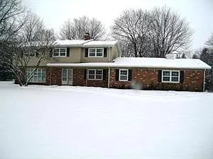 3389 Surrey Dr photo 1