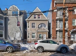 186 3rd St FLOOR 1, Newark, NJ 07107