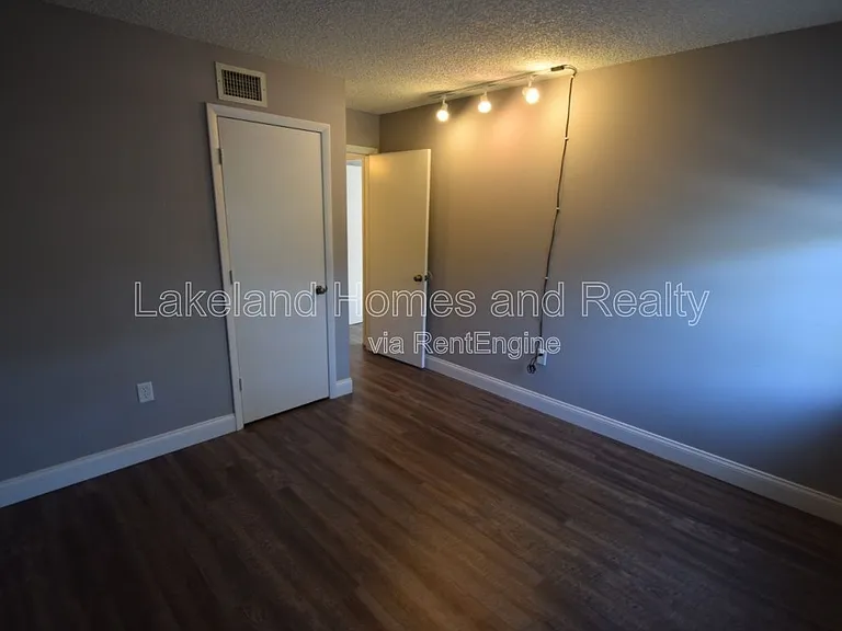 1005 S New York Ave #6 — Photo 14