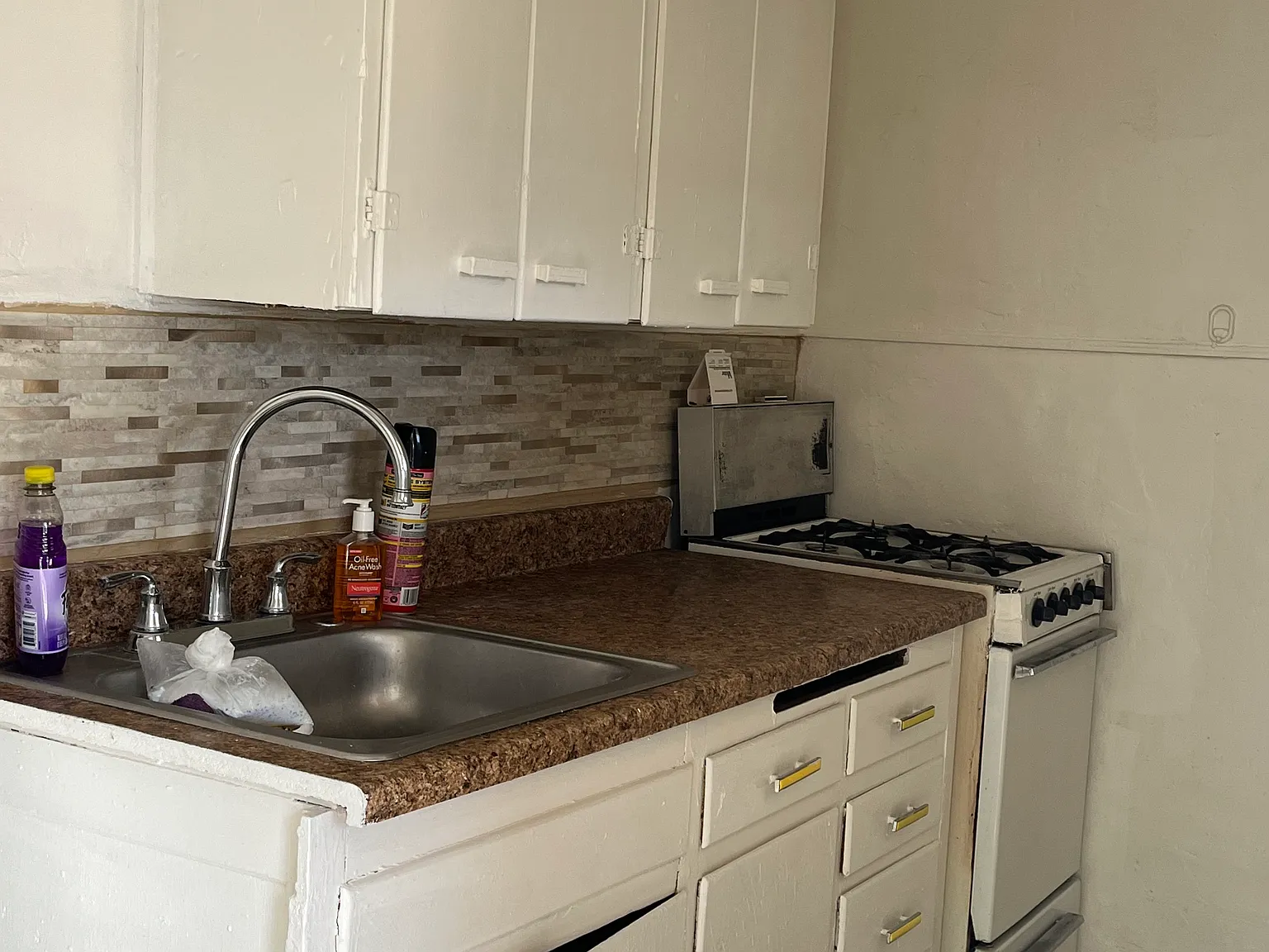 1 bed, $900 — Photo 4
