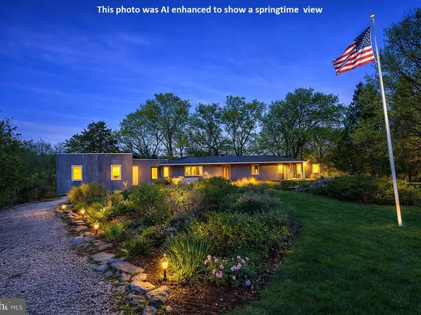 16 Springfield Rd, Newville, PA 17241