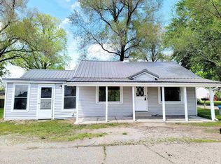 119 S 29th St, Goshen, IN 46528