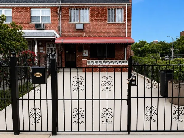 789 Autumn Ave, Brooklyn, NY 11208