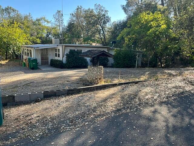 2nd image of 17785 Irish Rd