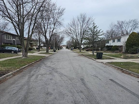 5th image of 19904 Monterey Ave
