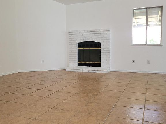 3rd image of 309 Kirbys Mill Dr