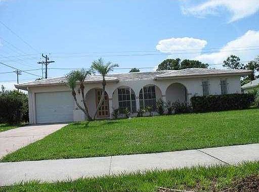 1st image of 126 NW Airoso Blvd