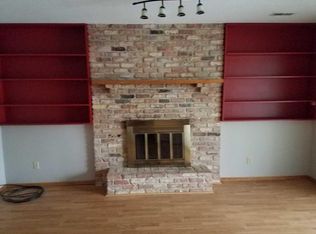 719 E 145th St, Burnsville, MN 55337