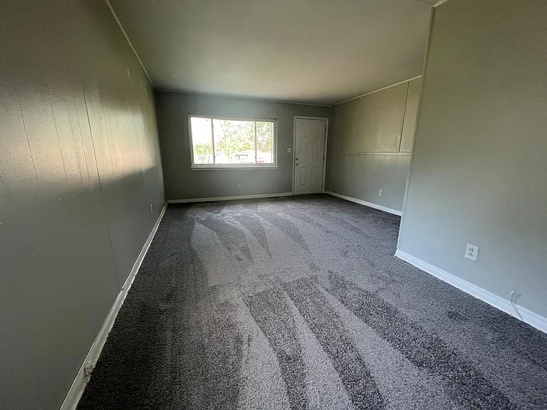 2089 Bancroft St — Photo 8