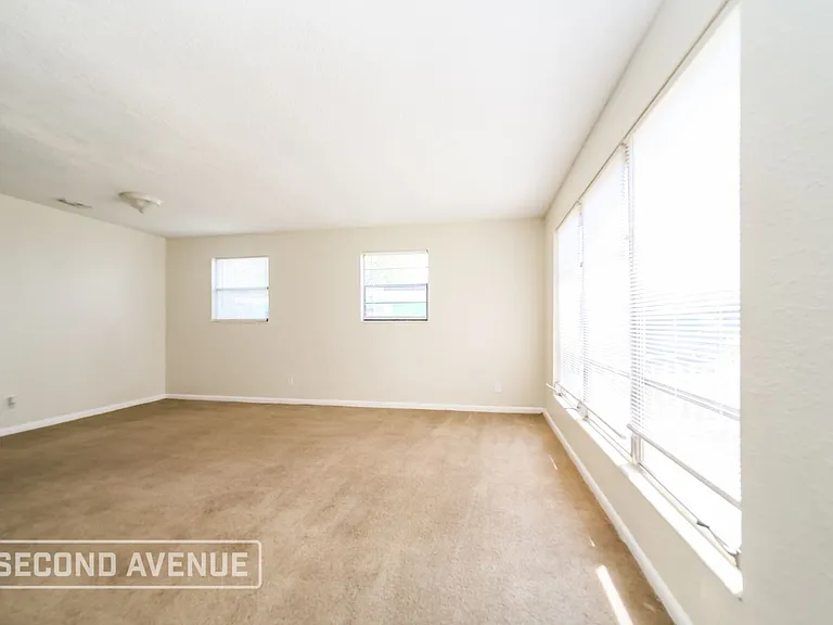 9561 Norfolk Blvd — Photo 6