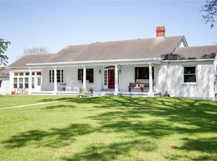 809 Bayou Rd, Cheneyville, LA 71325