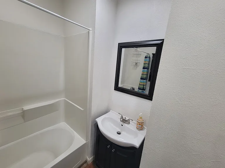 2241 Vaness Dr — Photo 16