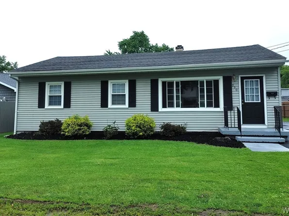 250 N 6th St, Lewiston, NY 14092
