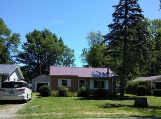 1112 Elk Dr, Ashtabula, OH 44004