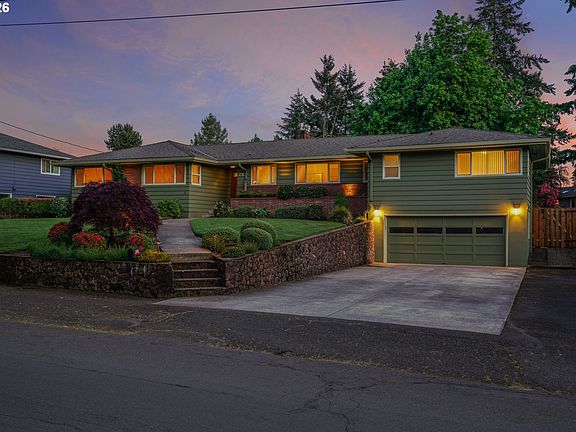 2nd image of 230 Park Dr