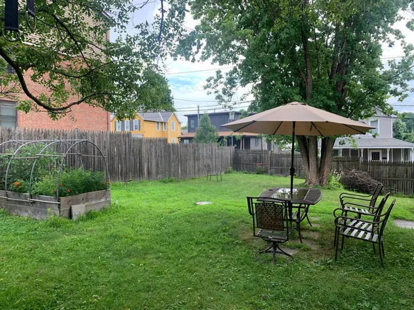 36 Davis St, Beacon, NY 12508