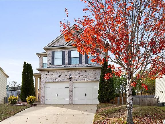 2nd image of 905 Dawkins Ct