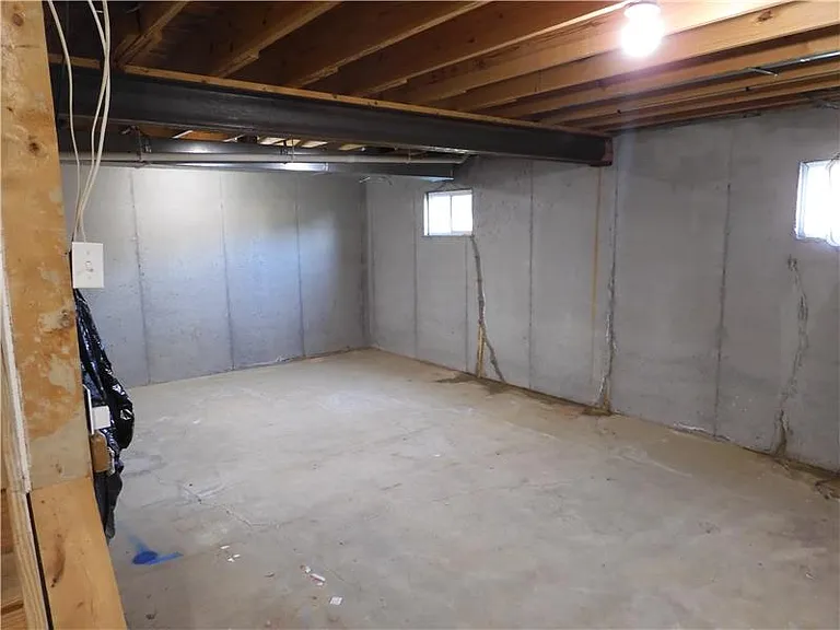 1201 Catletts Ct — Photo 31