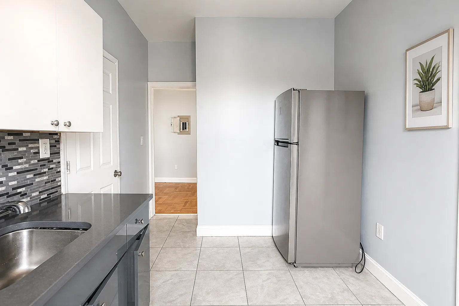 2 bed, $2,100 — Photo 3