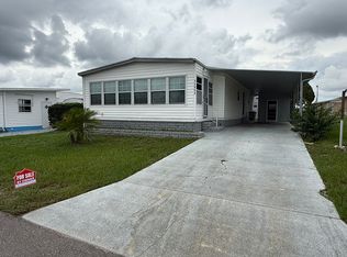 35042 Dale Ave, Zephyrhills, FL 33541