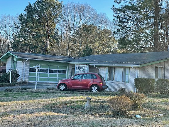 3rd image of 3667 Kings Park Way