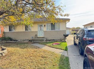 16804 E Twelve Mile Rd, Roseville, MI 48066
