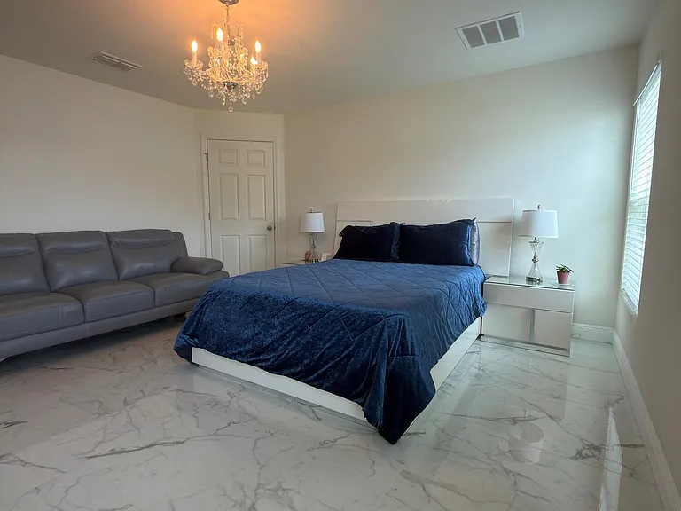 5363 NW Perez Ct — Photo 14