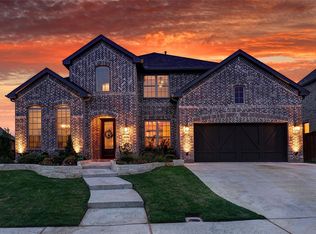 926 Lake Hills Trl, Roanoke, TX 76262
