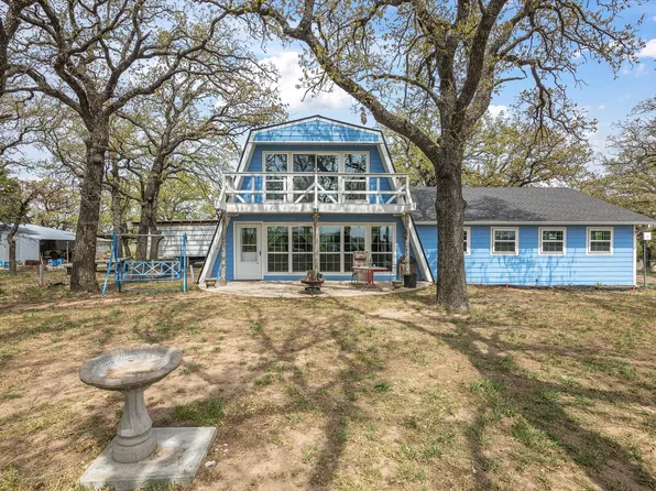 265 County Road 4374, Decatur, TX 76234