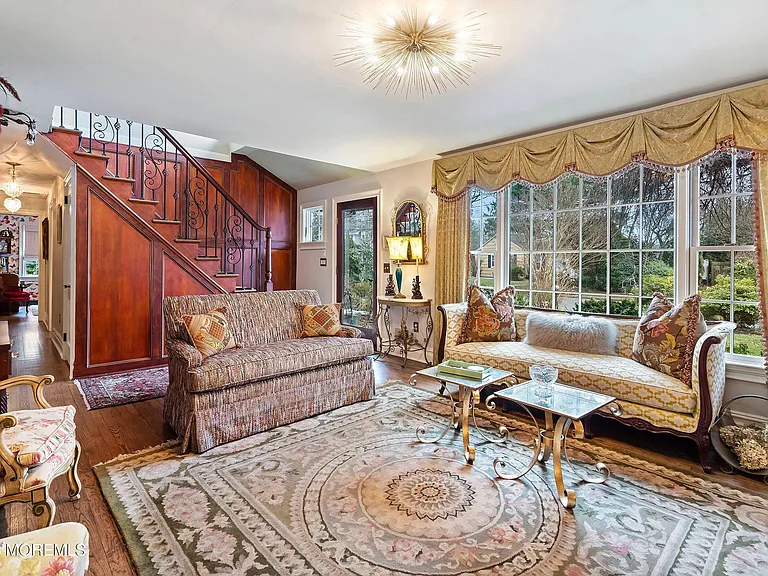 71 Oak Pl — Photo 8