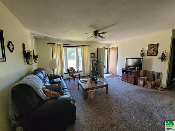2nd image of 4505 Cherrywood Ln