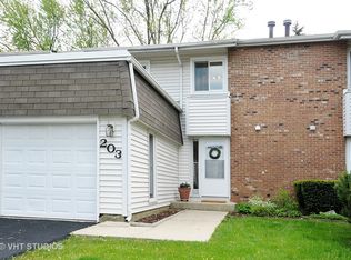 203 Douglass Way, Bolingbrook, IL 60440