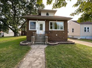 2123 Davis Ave, Whiting, IN 46394