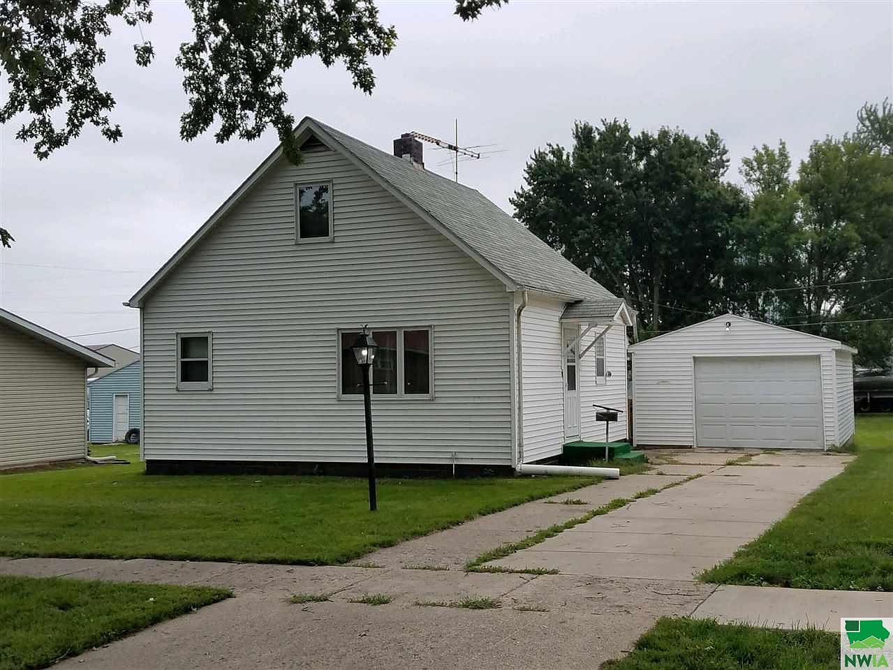 103 S Hanover St, Schaller, IA 51053 Zillow
