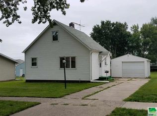 103 S Hanover St, Schaller, IA 51053