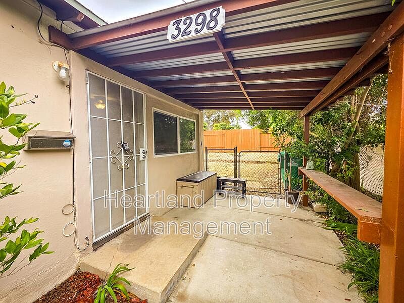 1st image of 3298 Luna Ave