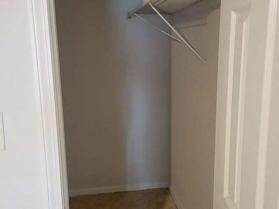 4th image of 2114 Dellwood Ave #2118