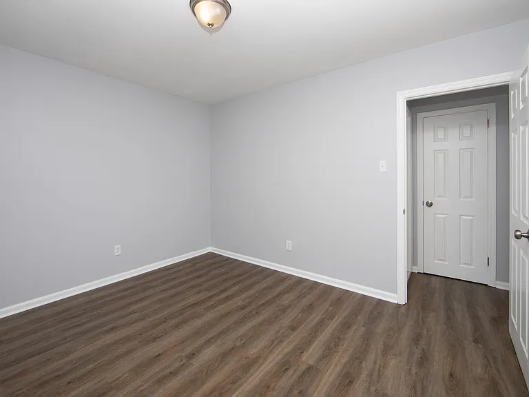 299 Locust Ave #1 — Photo 13