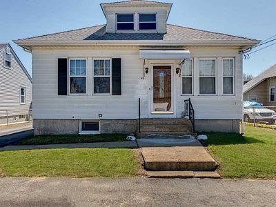 48 Hunter Ave, Johnston, RI, 02919