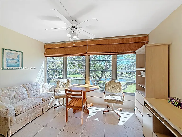 1030 Country Club Dr #309 — Photo 11