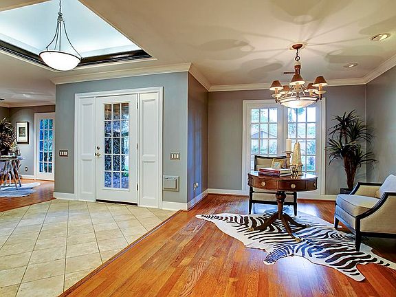 5th image of 10118 Willowgrove Dr