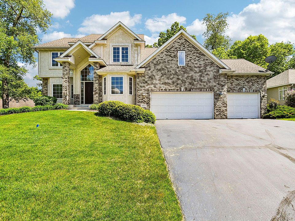 1st image of 8813 Woodhill Dr