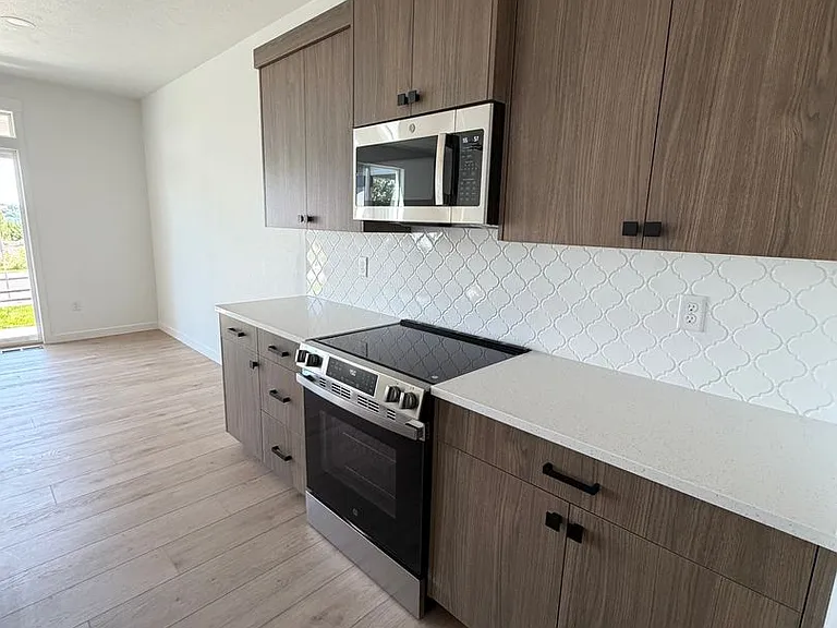 6398 NE Melby Way #2 — Photo 3