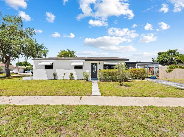 7501 Lincoln St, Hollywood, FL 33024