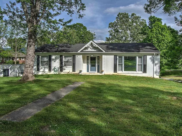740 Poplar St, Trenton, GA 30752