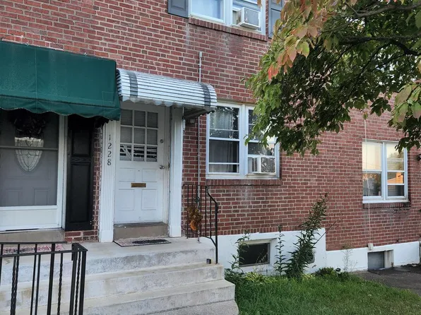 1228 Pine St, Norristown, PA 19401