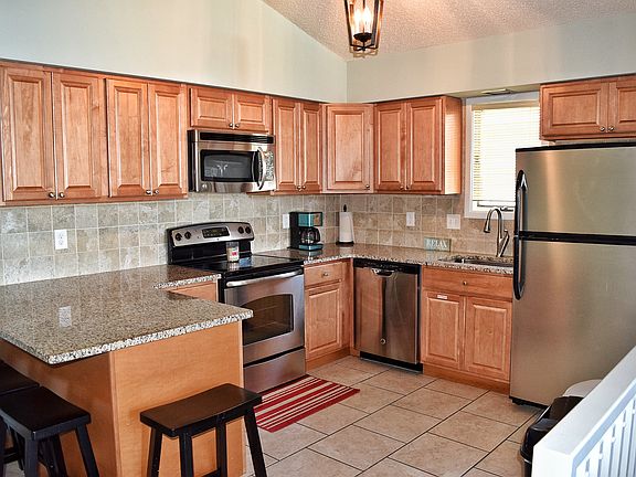 5th image of 5409 Landis Ave Unit North